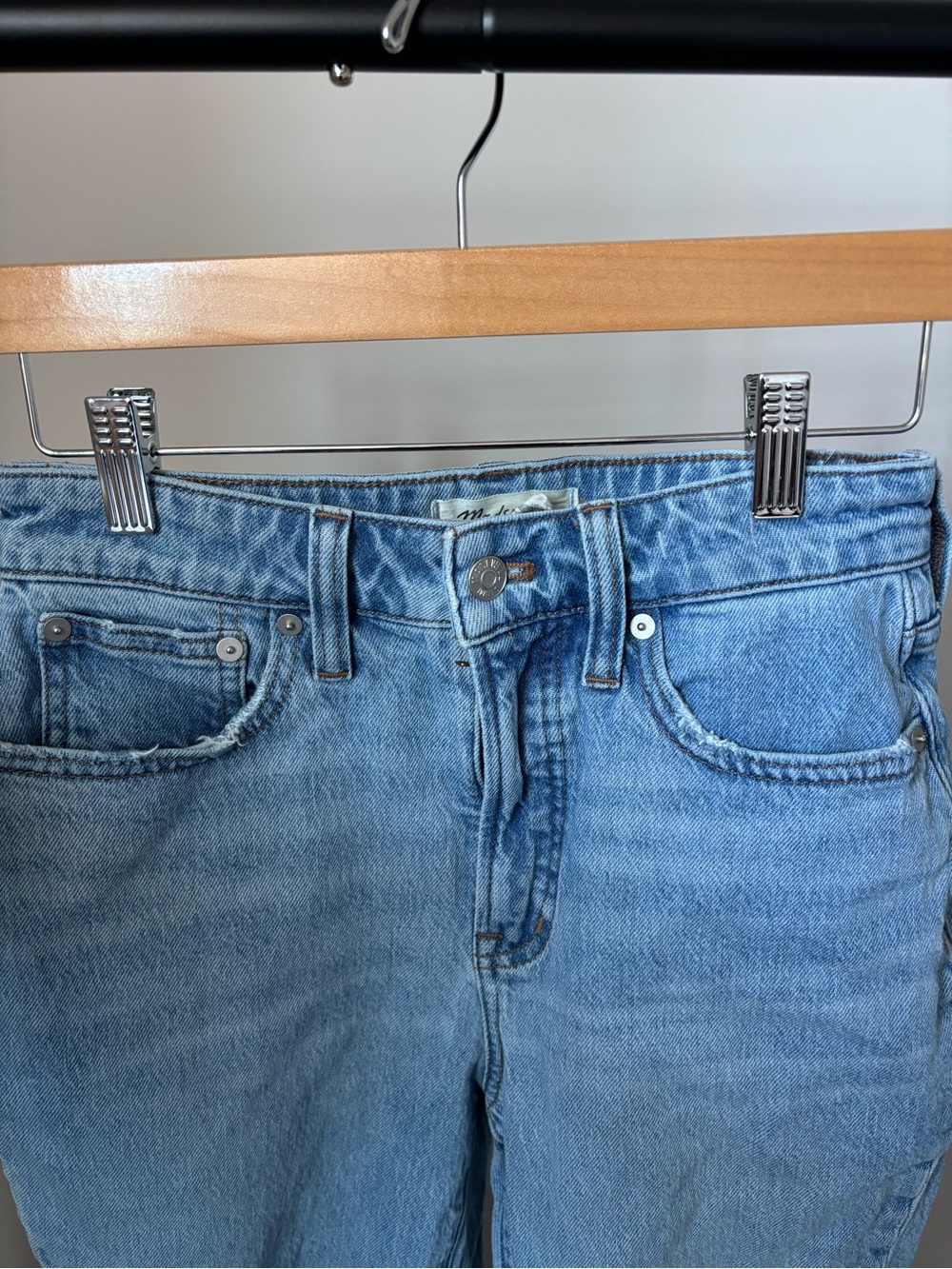 Madewell Distressed Light Wash High Rise Jeans Size 26 - Picture 3 of 8